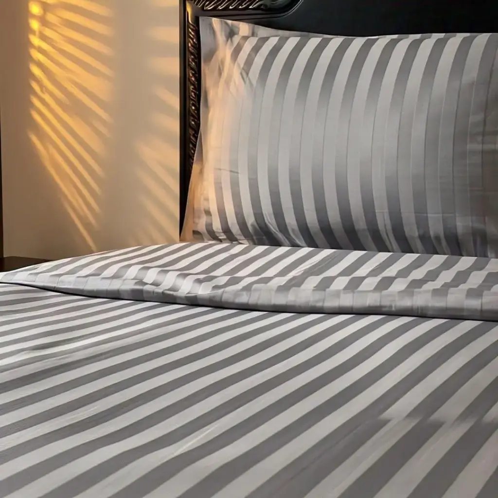 stripe bed sheet
